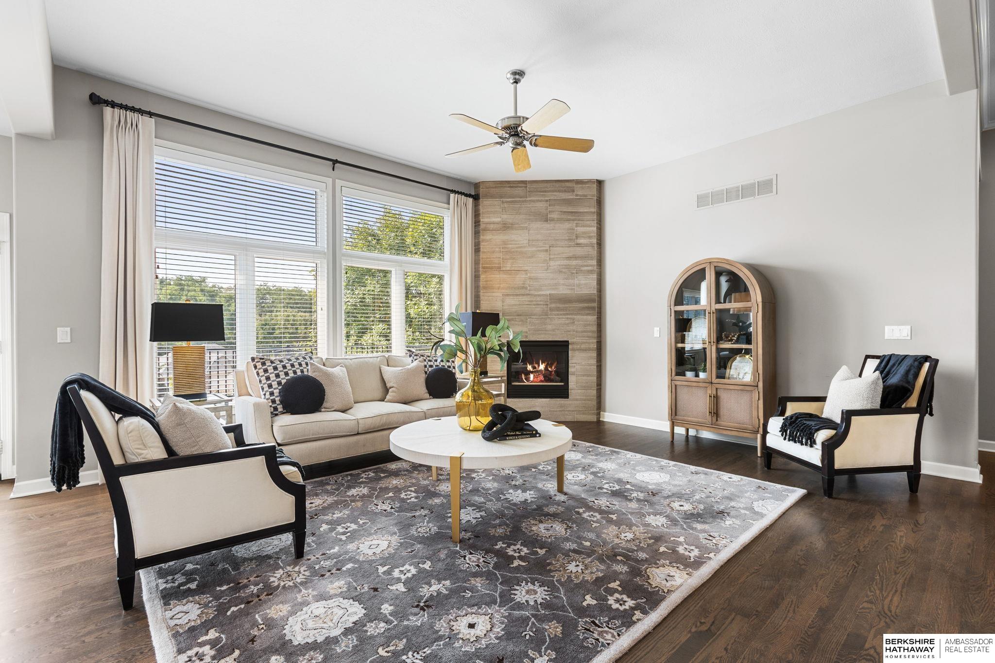 Omaha, Nebraska 68130, United States, 4 Bedrooms Bedrooms, ,3 BathroomsBathrooms,Residential,Pending,212943