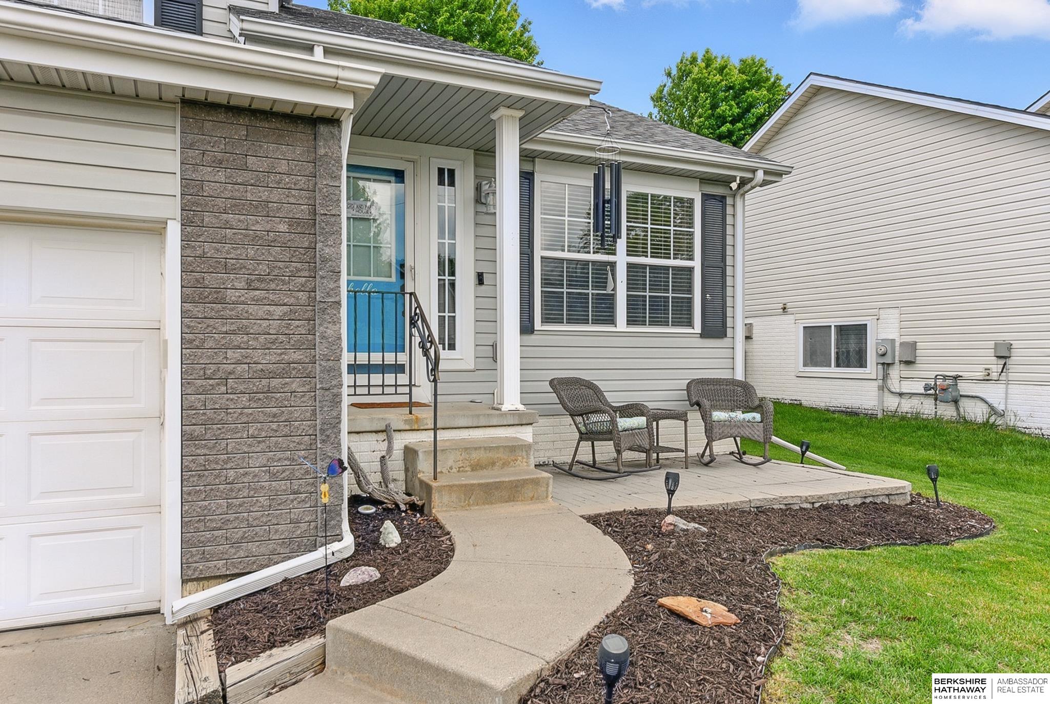 Omaha, Nebraska 68116, United States, 3 Bedrooms Bedrooms, ,2 BathroomsBathrooms,Residential,Pending,141420