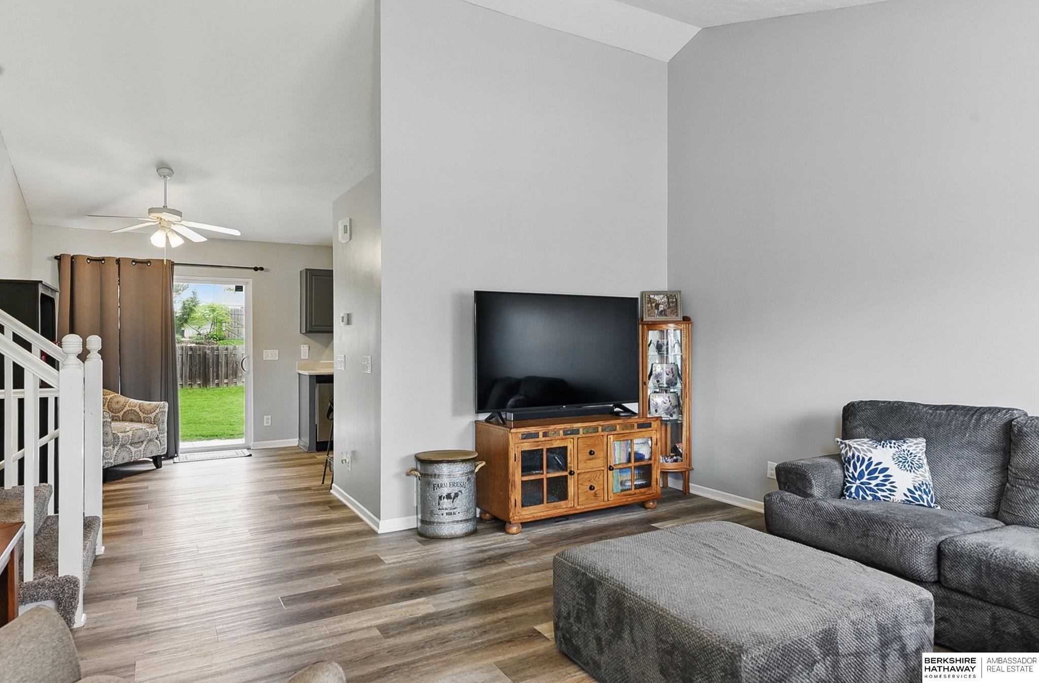 Omaha, Nebraska 68116, United States, 3 Bedrooms Bedrooms, ,2 BathroomsBathrooms,Residential,Pending,141420