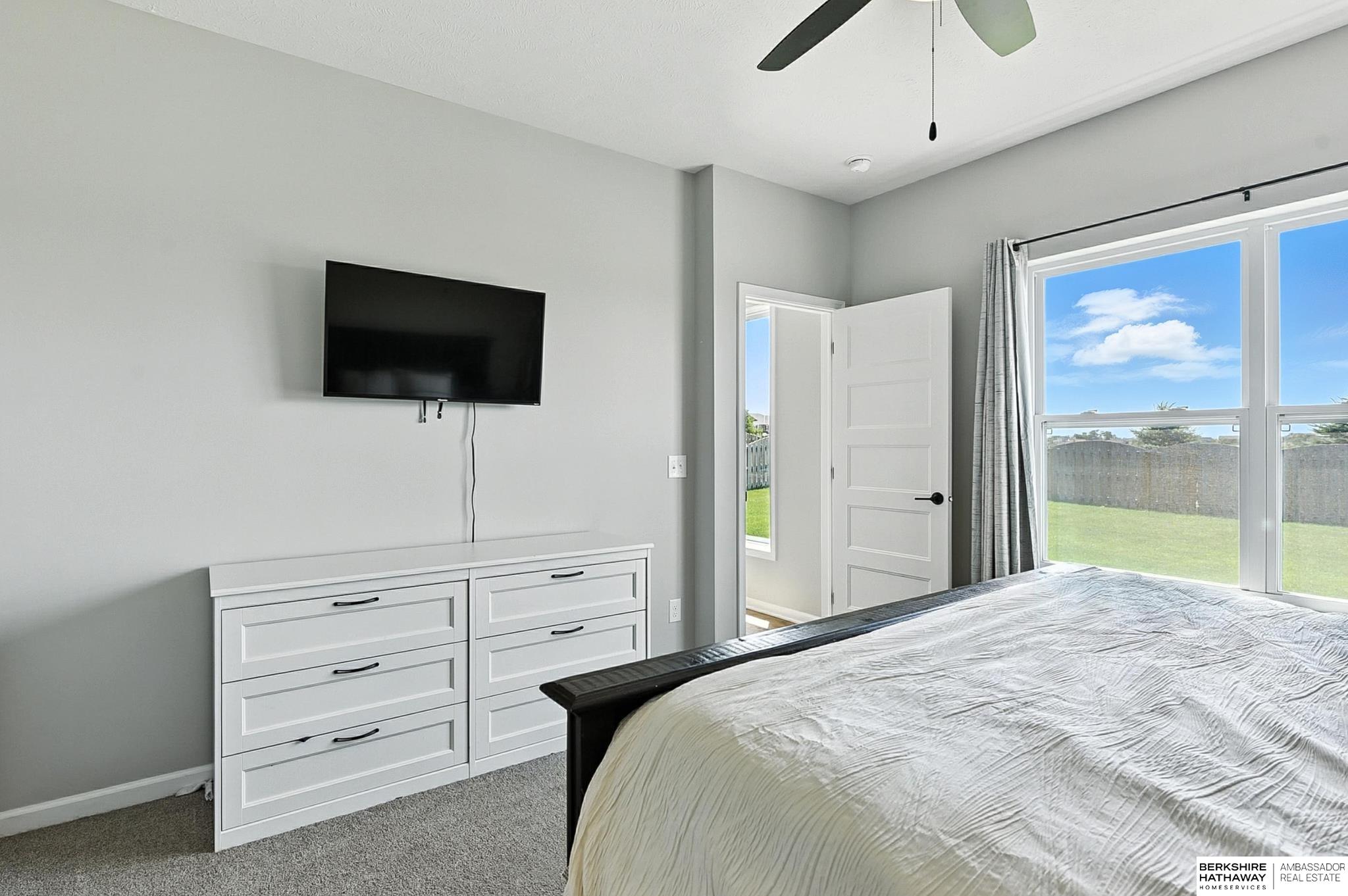 Bennington, Nebraska 68007, United States, 4 Bedrooms Bedrooms, ,2 BathroomsBathrooms,Residential,Active,221475