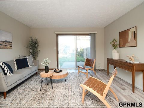 Photo of 4613R Tipperary Trail, Lincoln, NE 68512 (MLS # 22533301)