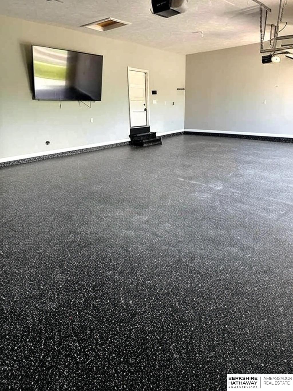 Gretna, Nebraska 68028, United States, 5 Bedrooms Bedrooms, ,3 BathroomsBathrooms,Residential,Active,219370