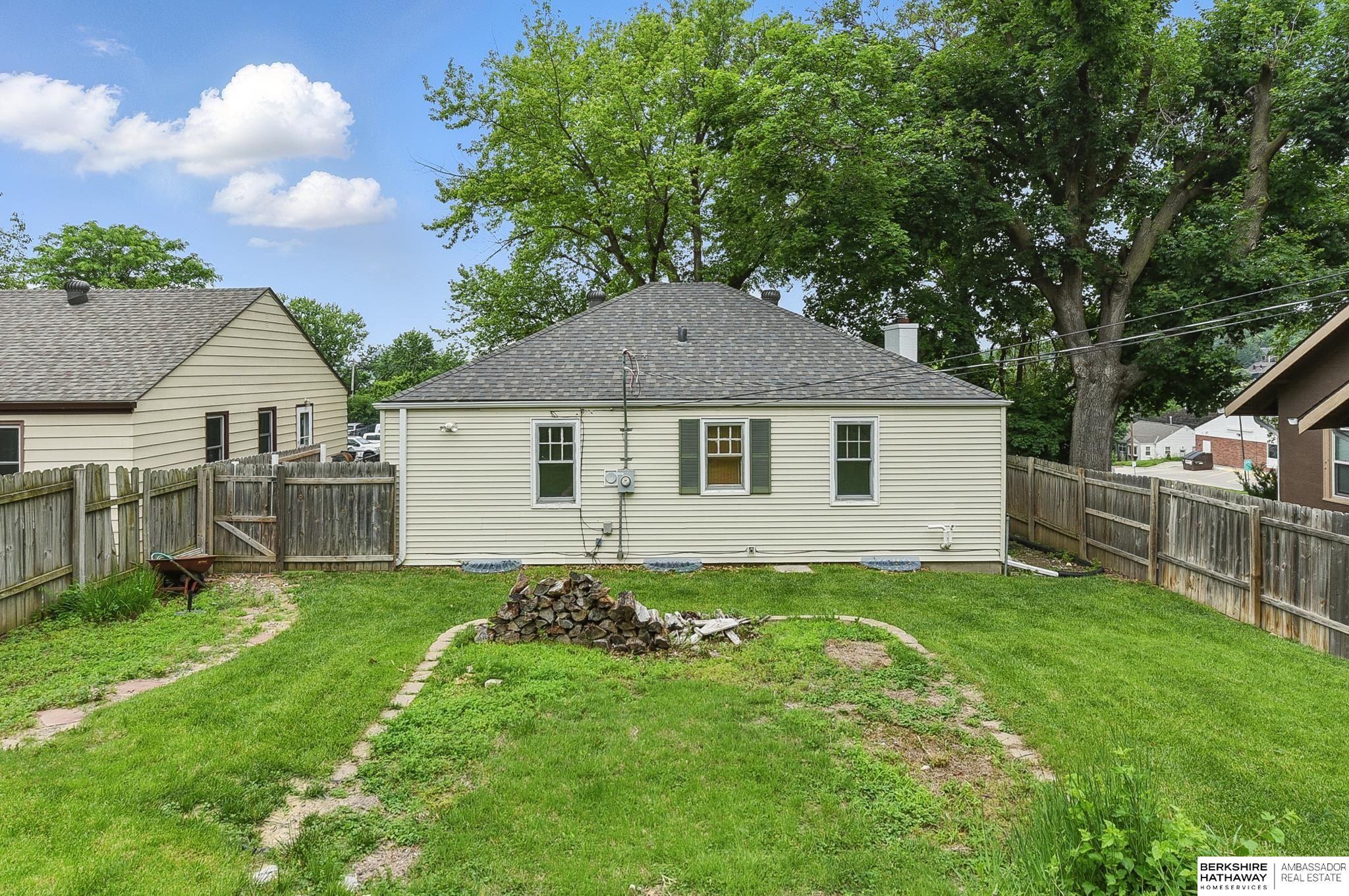 Omaha, Nebraska 68106, United States, 2 Bedrooms Bedrooms, ,2 BathroomsBathrooms,Residential,Active,145255