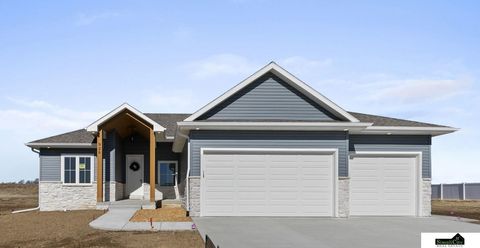 Photo of 926 W El Alameda Street, Lincoln, NE 68523 (MLS # 22607661)