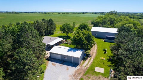 Photo of 2100 SW 98th Street, Lincoln, NE 68532 (MLS # 22626267)