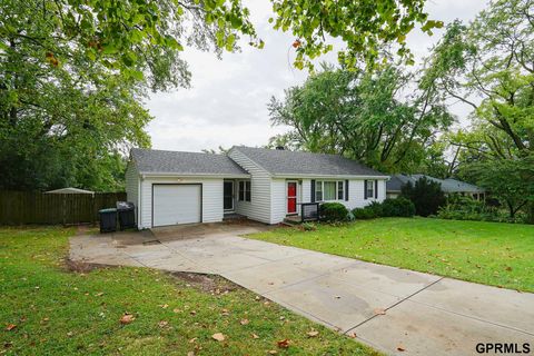 Photo of 8217 Boyd Street, Omaha, NE 68134 (MLS # 22526786)