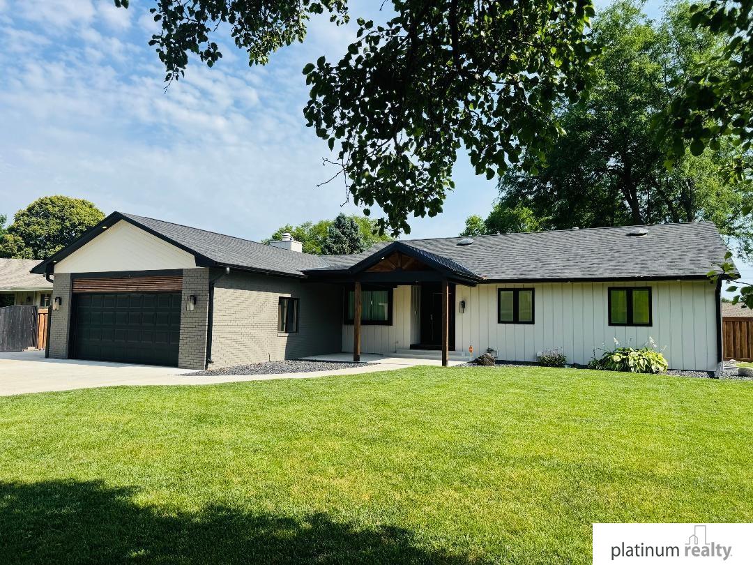 2225 Teakwood Drive