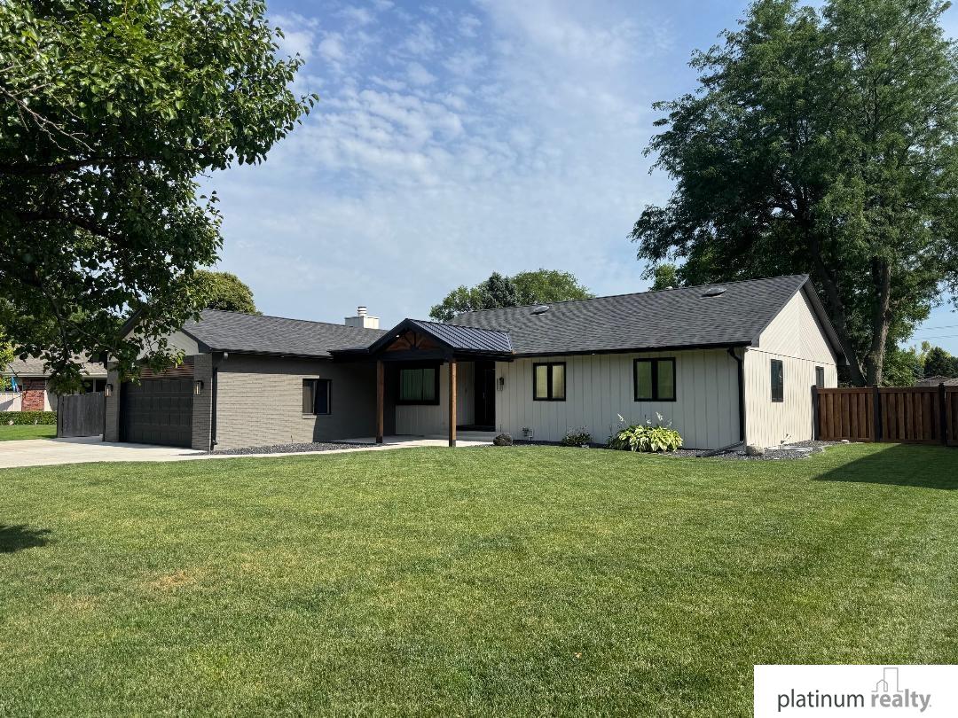 2225 Teakwood Drive
