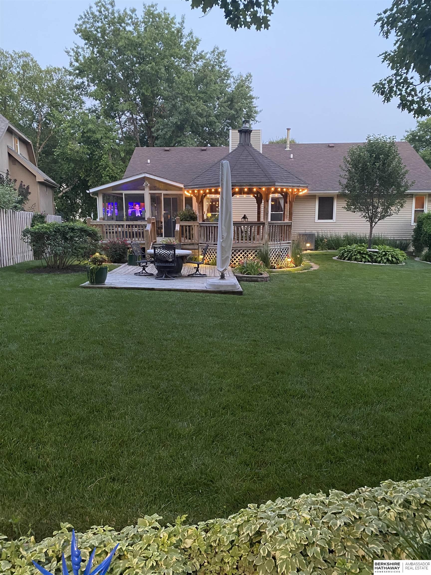 Omaha, Nebraska 68118, United States, 3 Bedrooms Bedrooms, ,3 BathroomsBathrooms,Residential,Active,123261