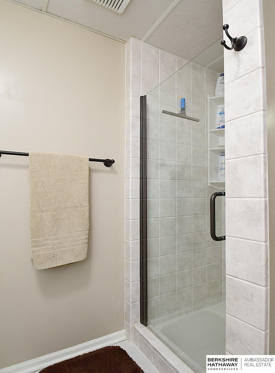 Omaha, Nebraska 68118, United States, 3 Bedrooms Bedrooms, ,3 BathroomsBathrooms,Residential,Active,123261