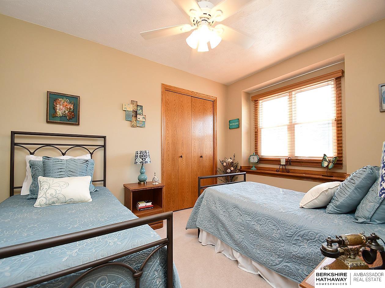 Omaha, Nebraska 68118, United States, 3 Bedrooms Bedrooms, ,3 BathroomsBathrooms,Residential,Active,123261