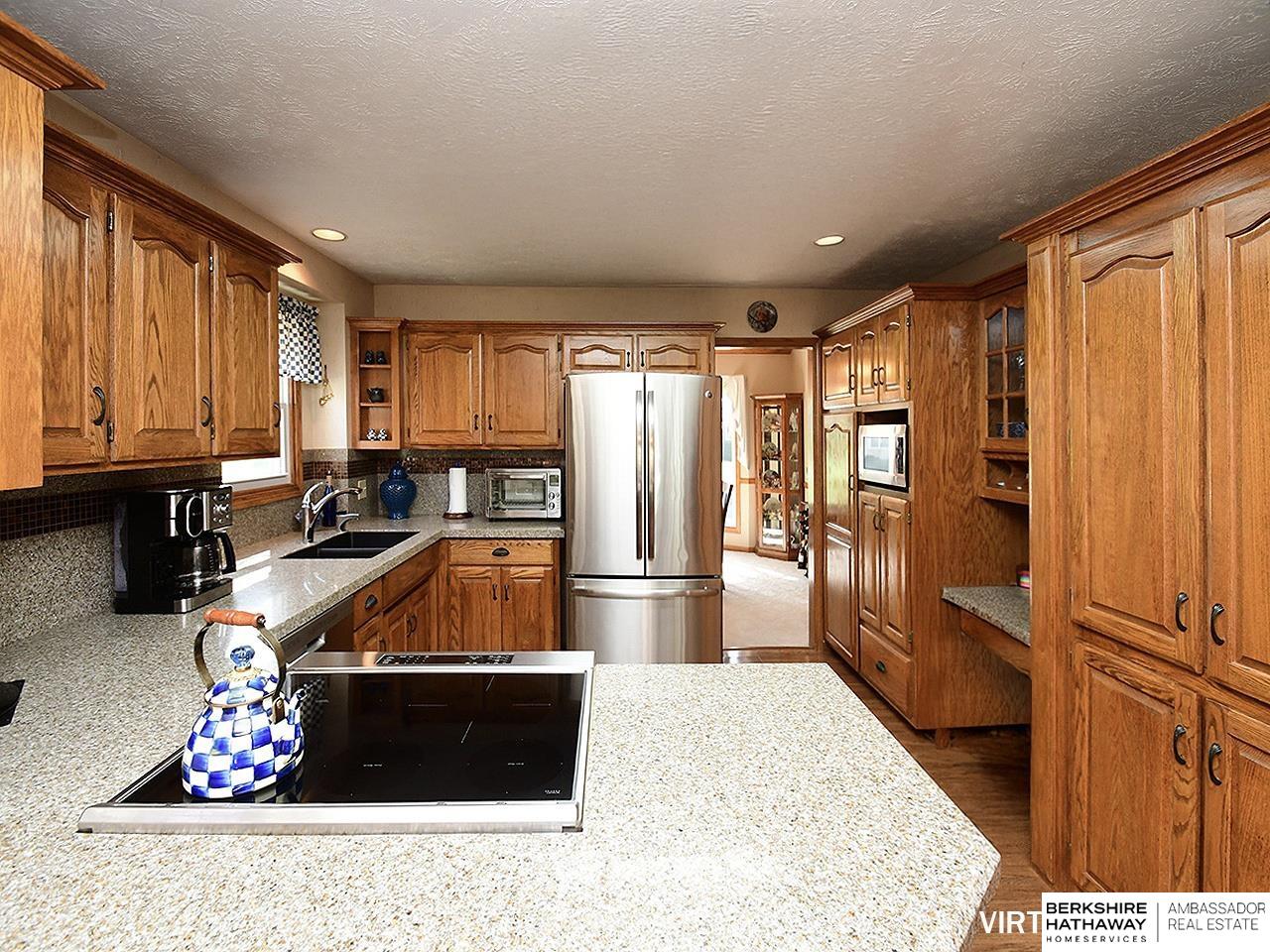 Omaha, Nebraska 68118, United States, 3 Bedrooms Bedrooms, ,3 BathroomsBathrooms,Residential,Active,123261