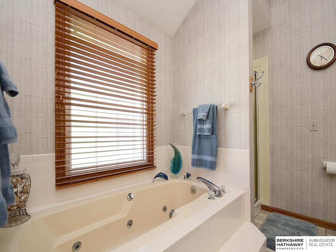 Omaha, Nebraska 68118, United States, 3 Bedrooms Bedrooms, ,3 BathroomsBathrooms,Residential,Active,123261