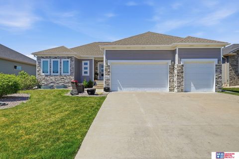 Photo of 1121 N 97th Street, Lincoln, NE 68505 (MLS # 22611073)