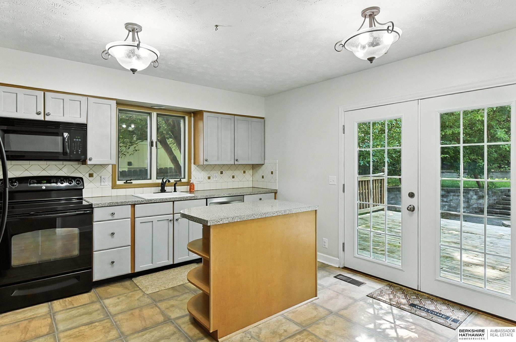 Bellevue, Nebraska 68123, United States, 3 Bedrooms Bedrooms, ,2 BathroomsBathrooms,Residential,Active,191063