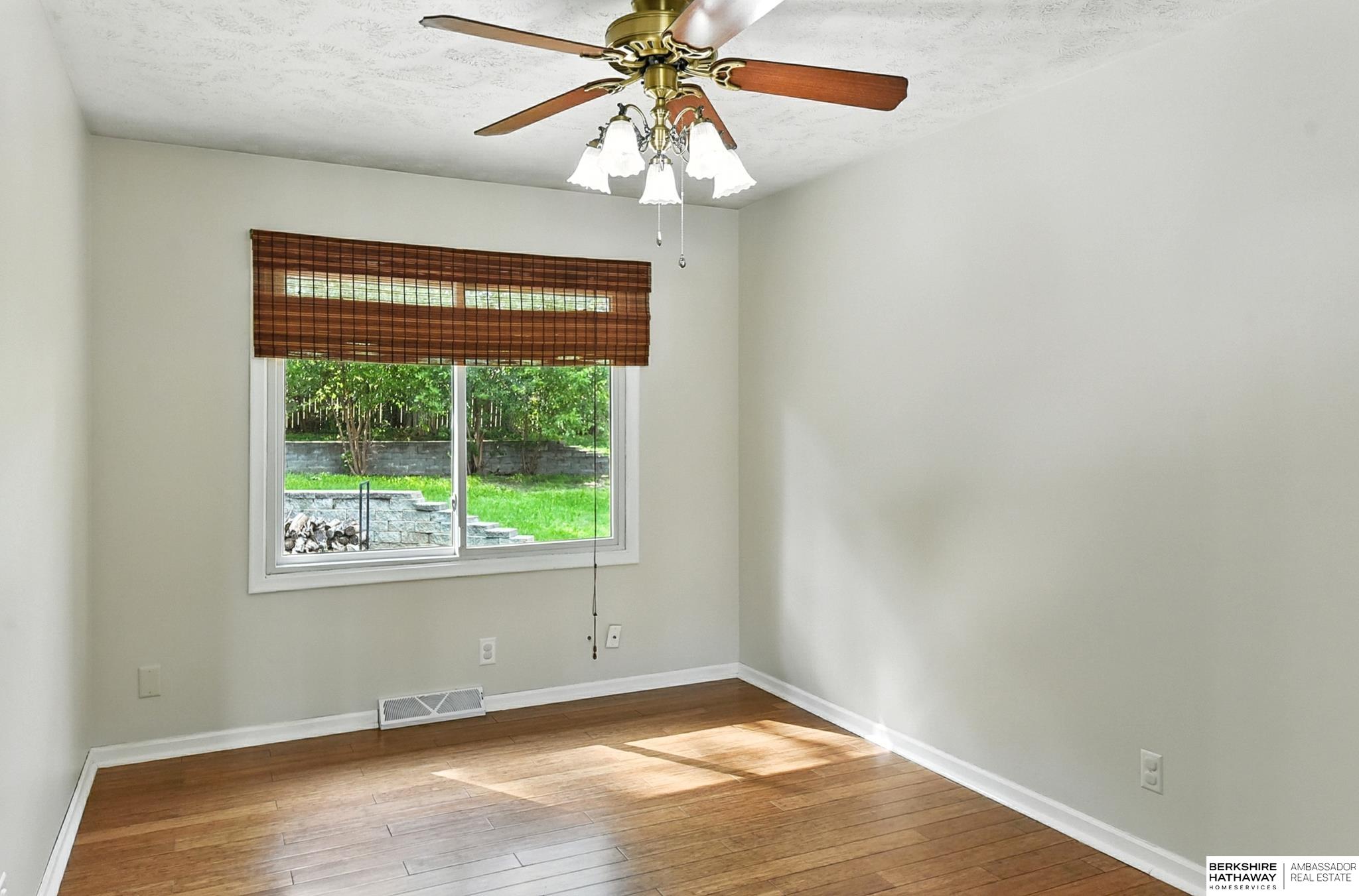 Bellevue, Nebraska 68123, United States, 3 Bedrooms Bedrooms, ,2 BathroomsBathrooms,Residential,Active,191063