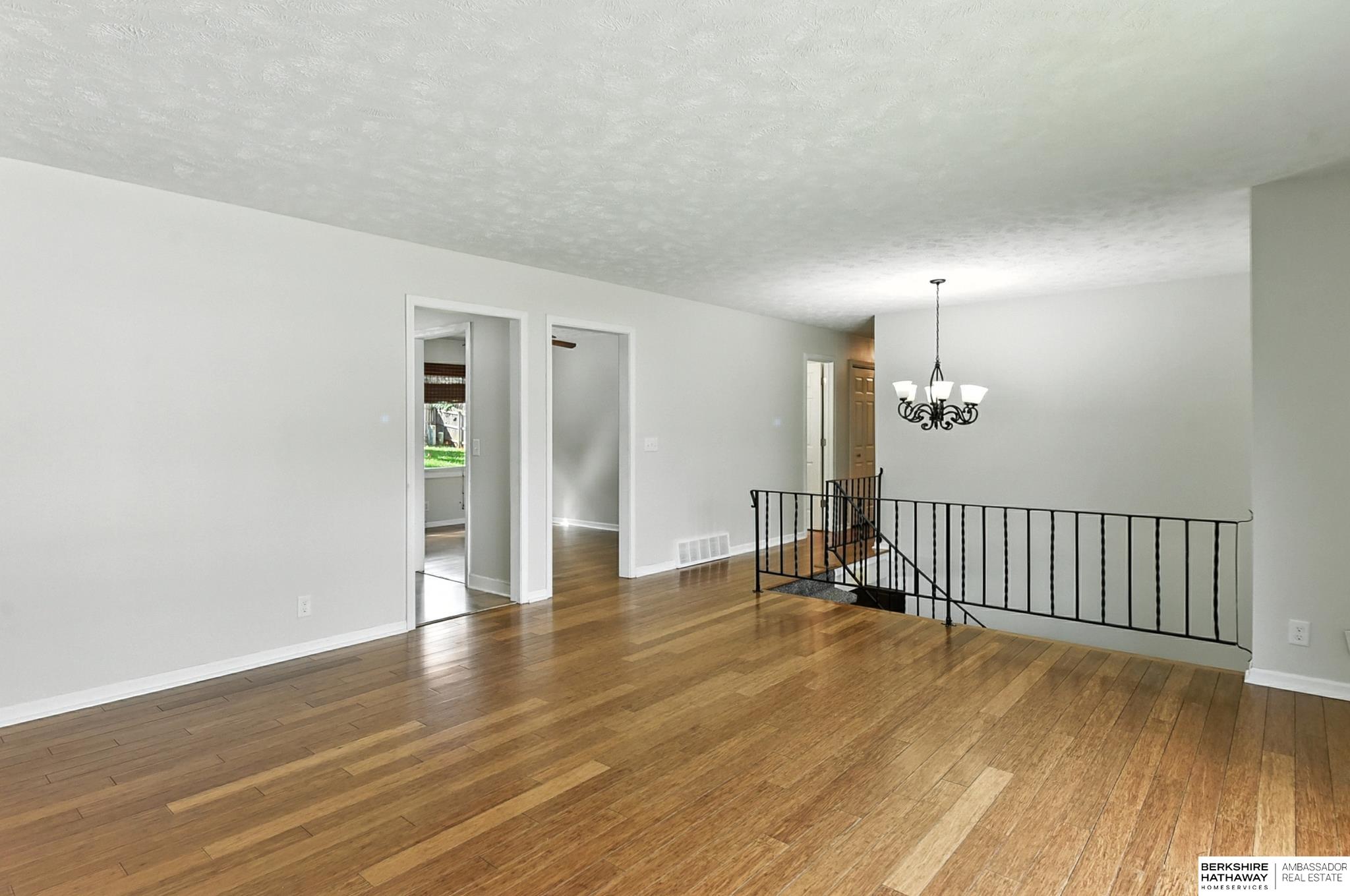 Bellevue, Nebraska 68123, United States, 3 Bedrooms Bedrooms, ,2 BathroomsBathrooms,Residential,Active,191063