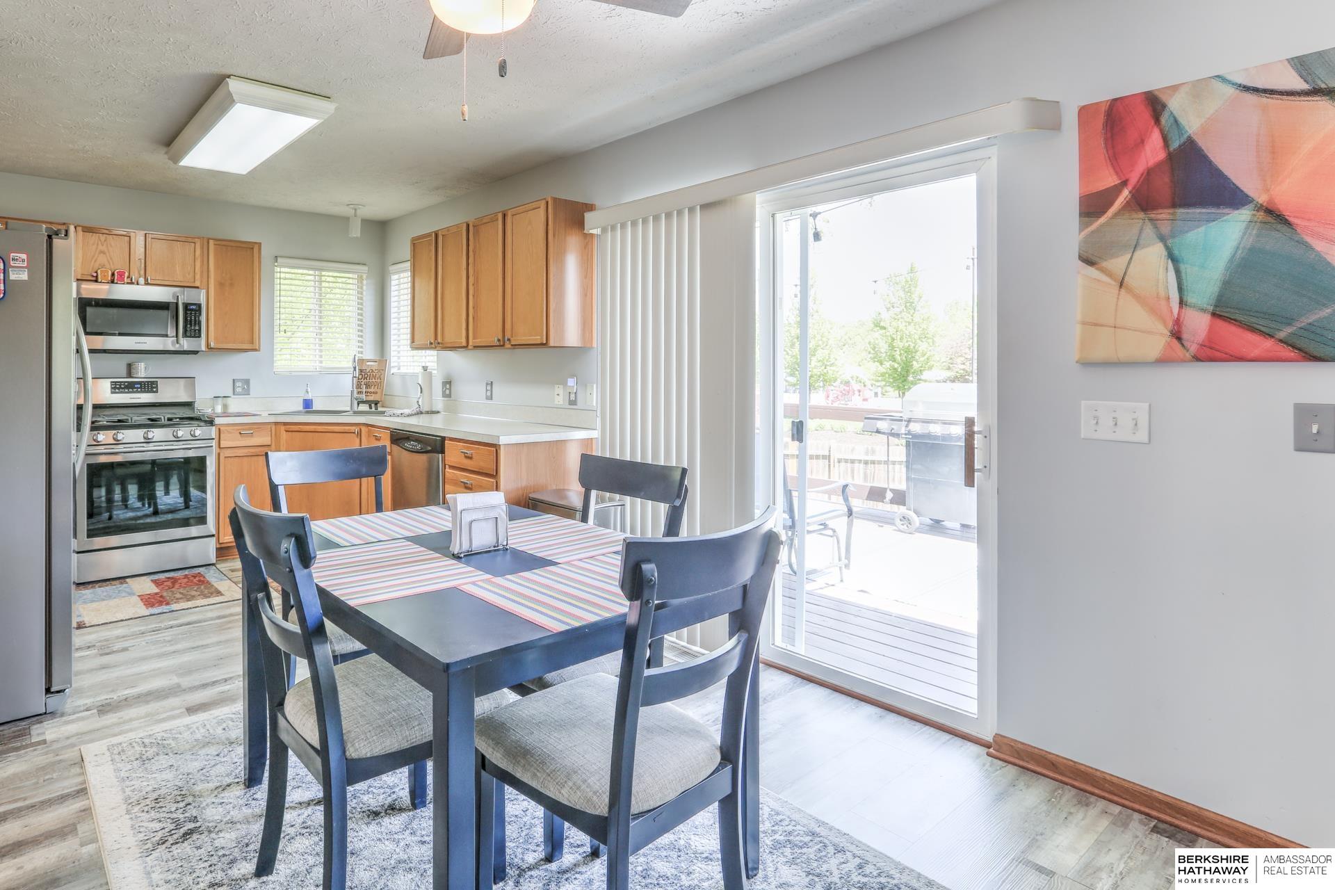 Omaha, Nebraska 68116, United States, 3 Bedrooms Bedrooms, ,3 BathroomsBathrooms,Residential,Pending,126846