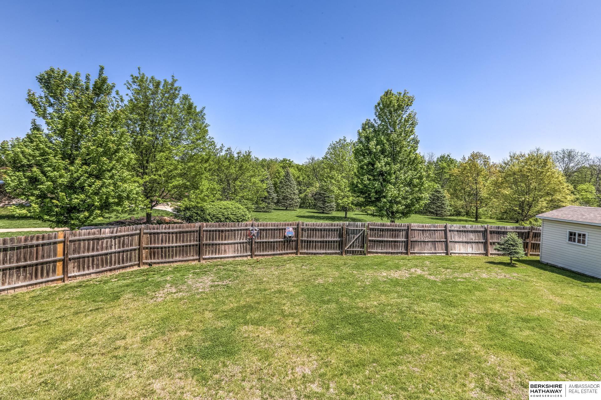 Omaha, Nebraska 68116, United States, 3 Bedrooms Bedrooms, ,3 BathroomsBathrooms,Residential,Pending,126846