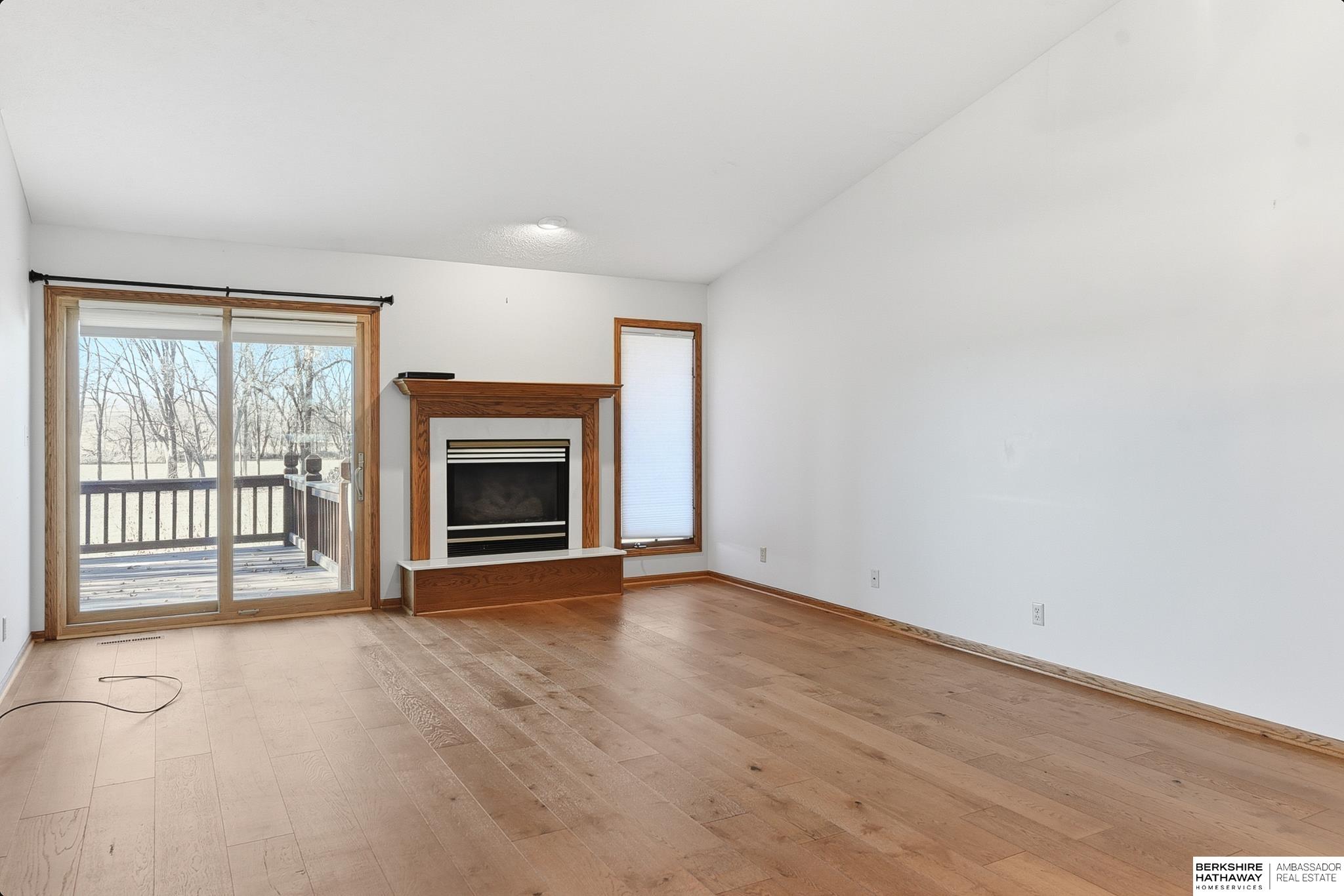 Wahoo, Nebraska 68066, United States, 2 Bedrooms Bedrooms, ,3 BathroomsBathrooms,Residential,Active,255557