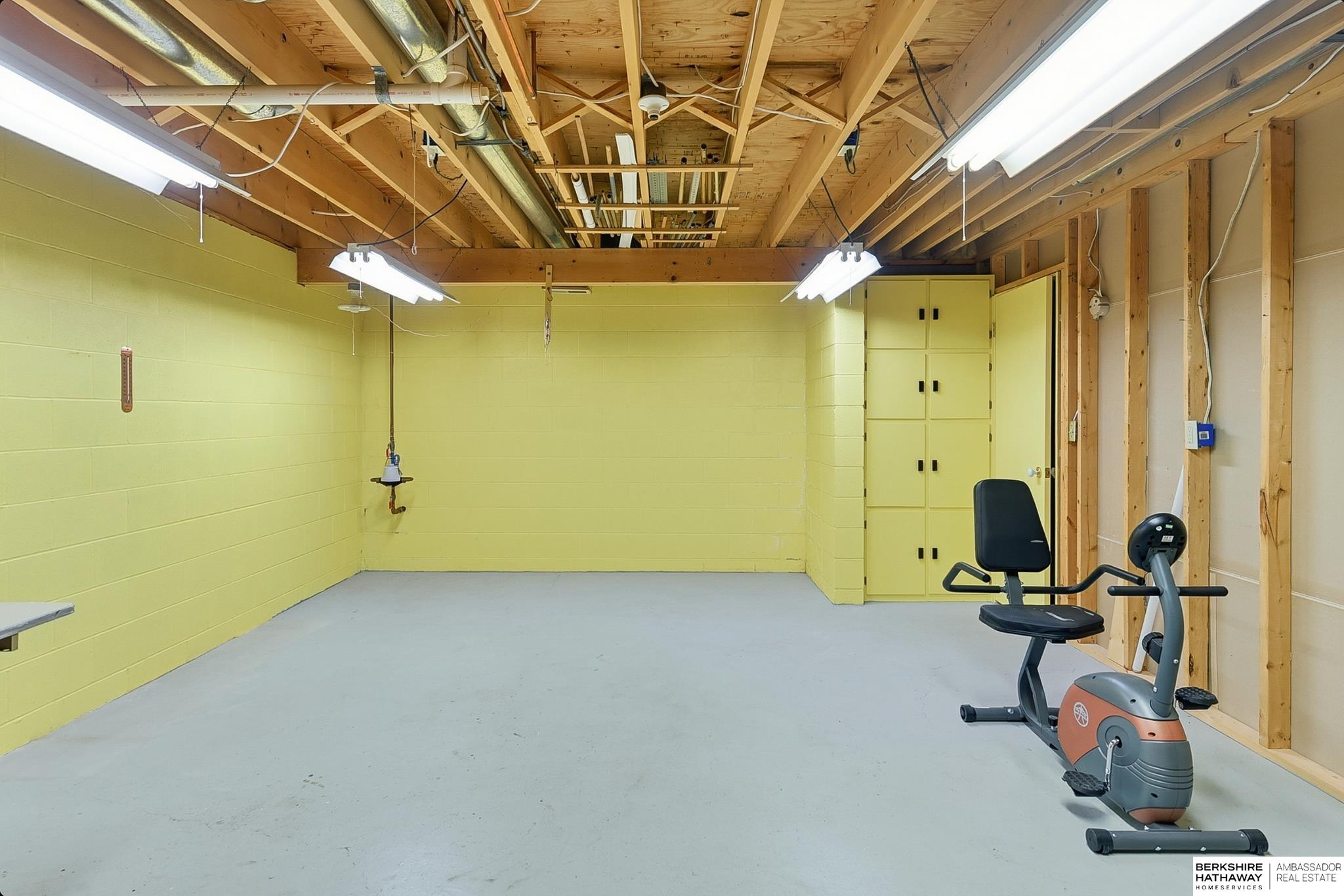 Wahoo, Nebraska 68066, United States, 2 Bedrooms Bedrooms, ,3 BathroomsBathrooms,Residential,Active,255557