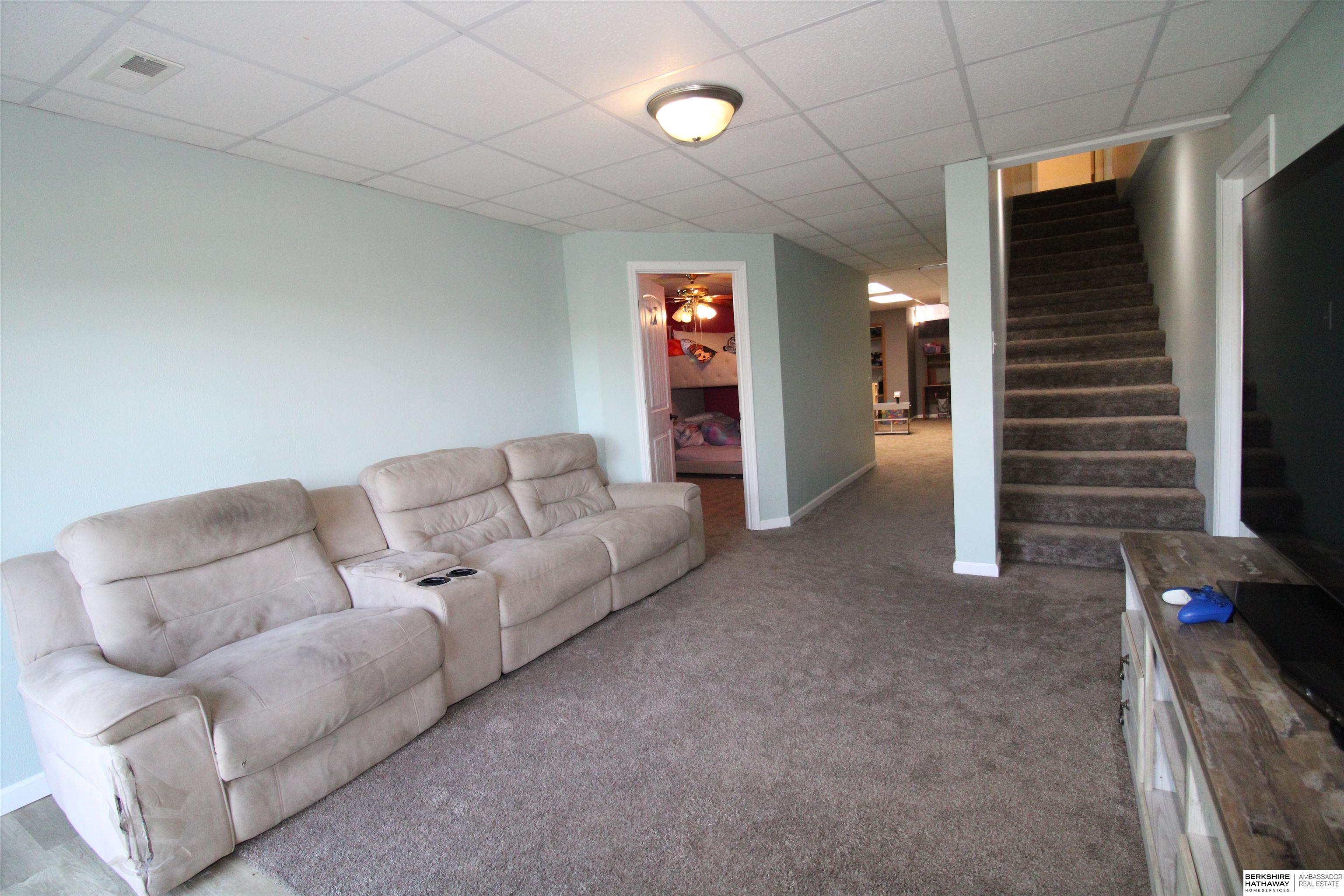 Glenwood, Iowa 51534, United States, 5 Bedrooms Bedrooms, ,5 BathroomsBathrooms,Residential,Active,127505