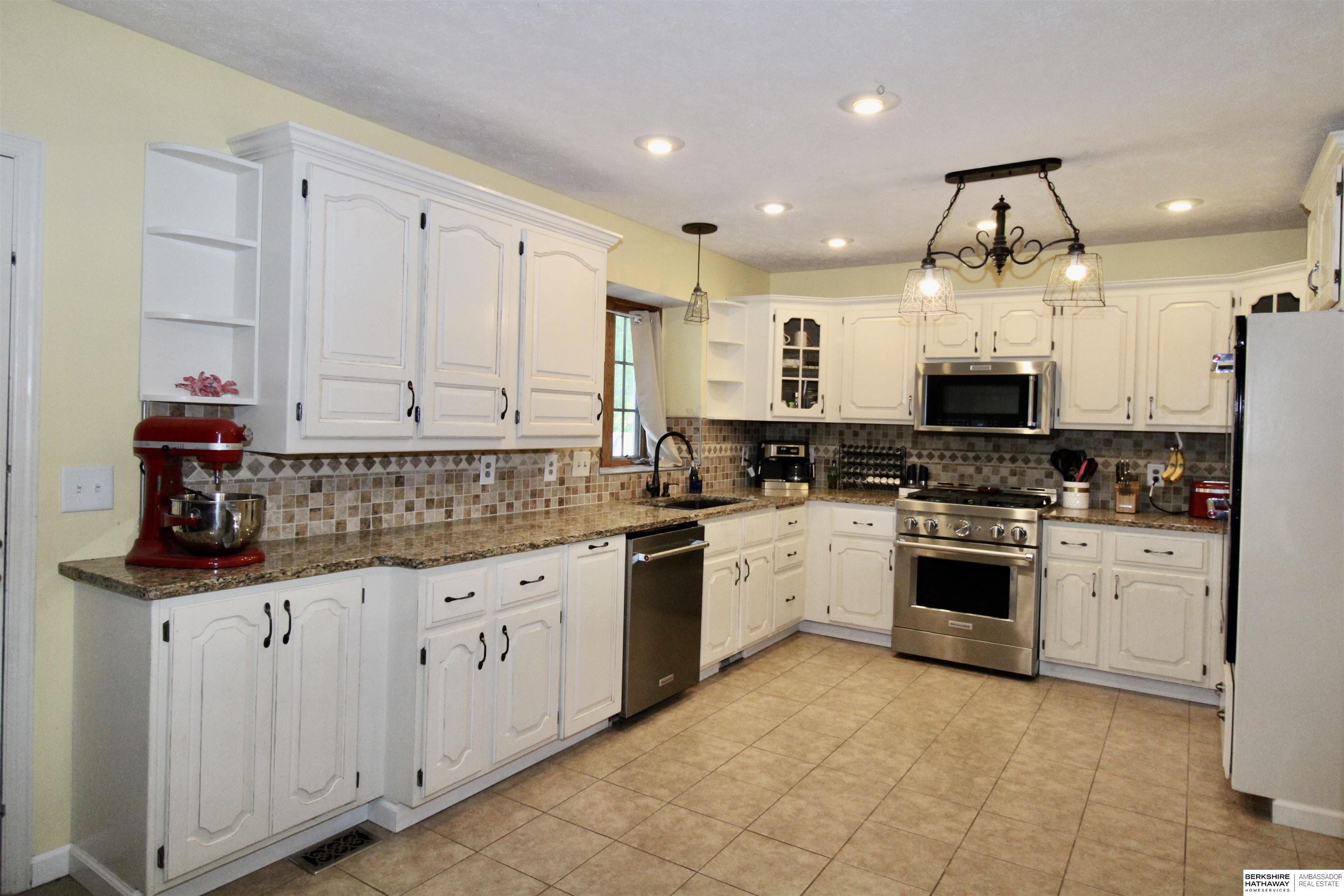 Glenwood, Iowa 51534, United States, 5 Bedrooms Bedrooms, ,5 BathroomsBathrooms,Residential,Active,127505