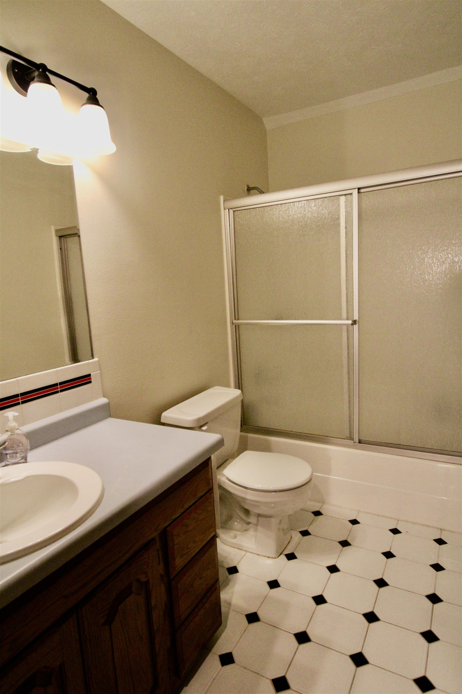 Glenwood, Iowa 51534, United States, 5 Bedrooms Bedrooms, ,5 BathroomsBathrooms,Residential,Active,127505