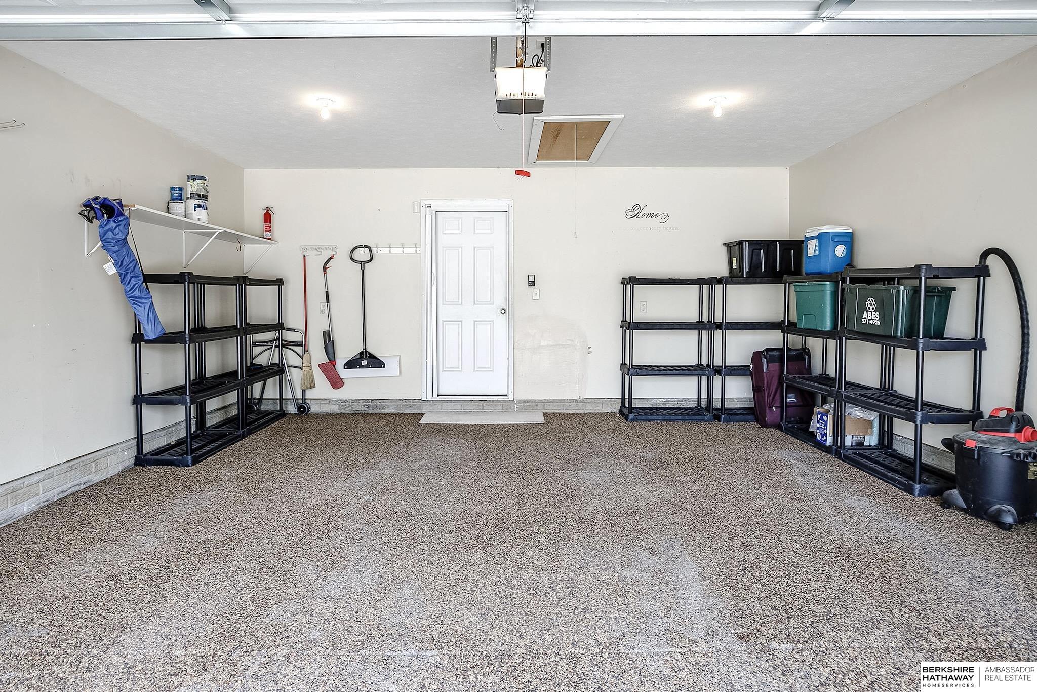 Omaha, Nebraska 68118, United States, 2 Bedrooms Bedrooms, ,2 BathroomsBathrooms,Residential,Active,158335