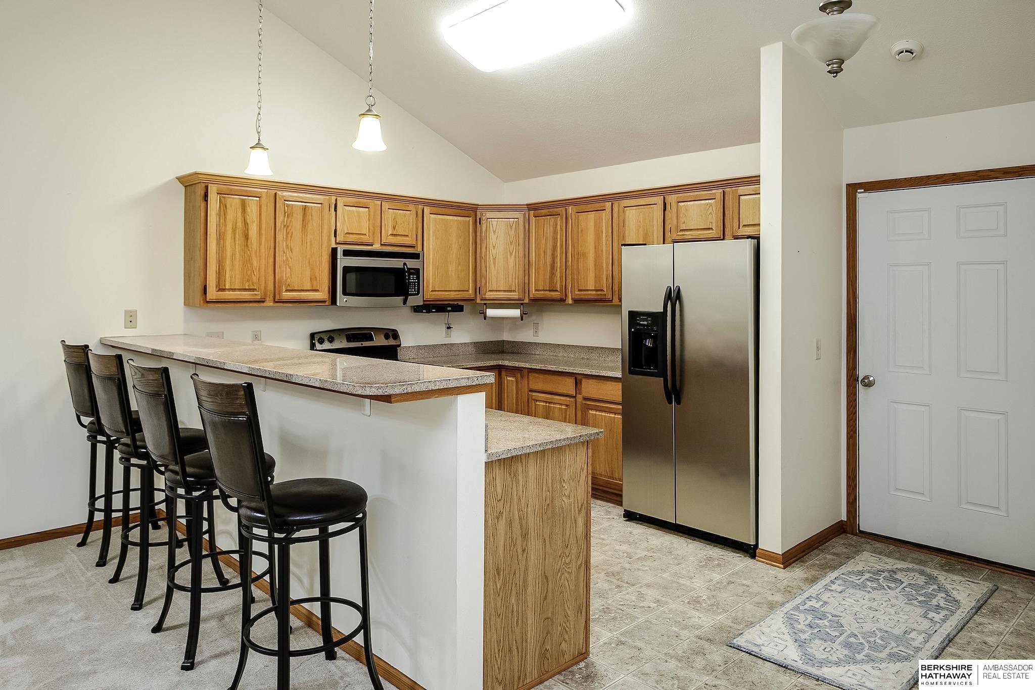 Omaha, Nebraska 68118, United States, 2 Bedrooms Bedrooms, ,2 BathroomsBathrooms,Residential,Active,158335