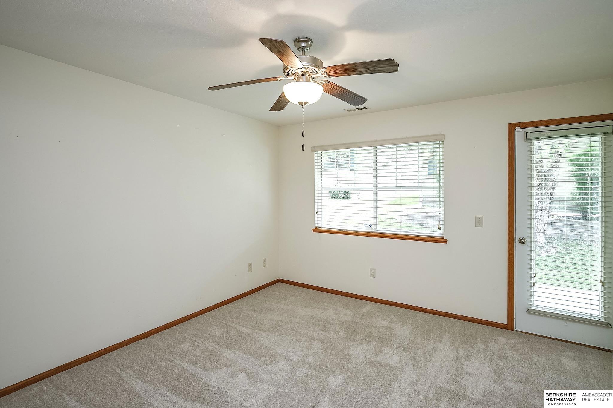 Omaha, Nebraska 68118, United States, 2 Bedrooms Bedrooms, ,2 BathroomsBathrooms,Residential,Active,158335