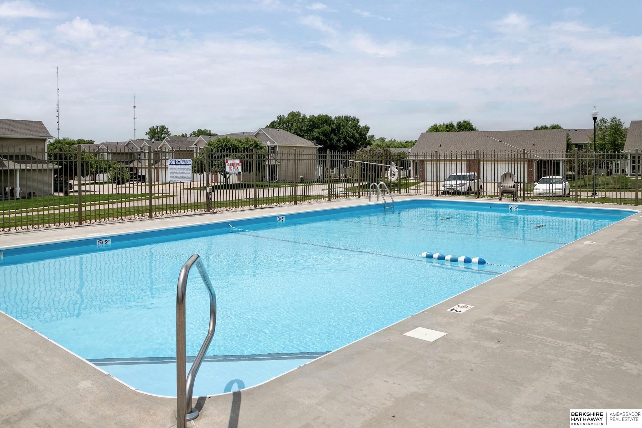 Omaha, Nebraska 68118, United States, 2 Bedrooms Bedrooms, ,2 BathroomsBathrooms,Residential,Active,158335