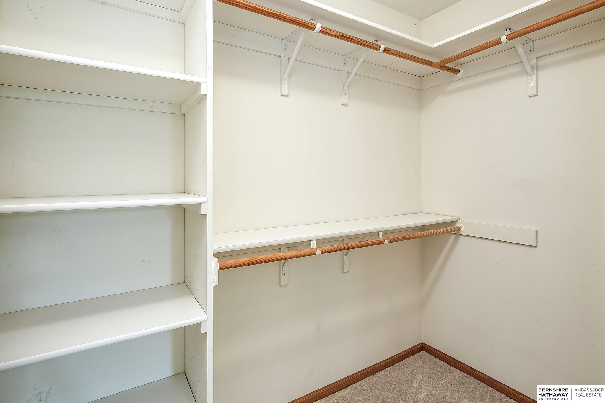 Omaha, Nebraska 68118, United States, 2 Bedrooms Bedrooms, ,2 BathroomsBathrooms,Residential,Active,158335