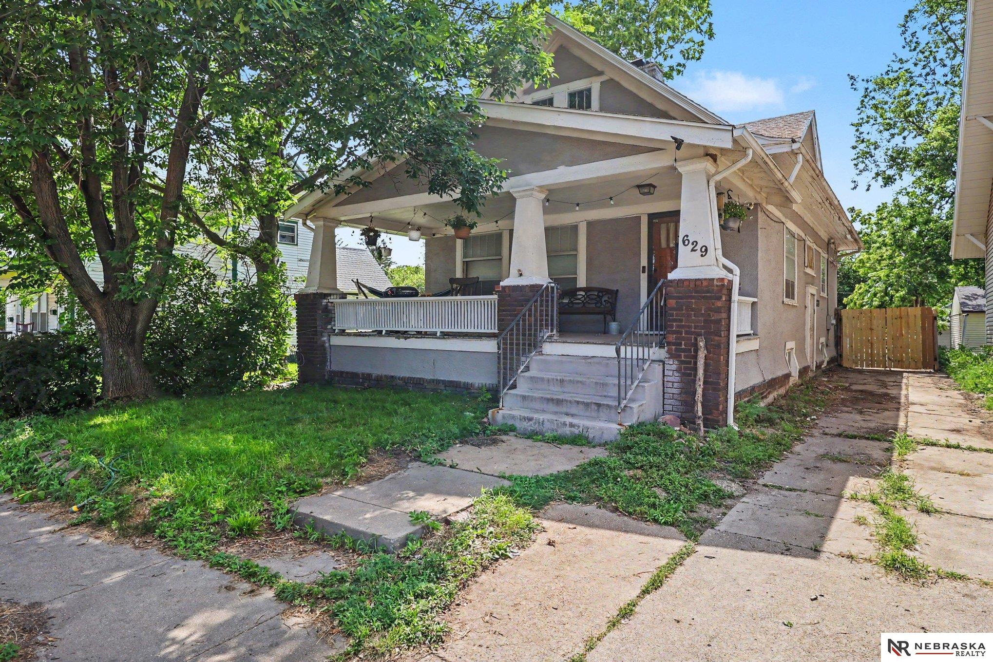 Photo 1 of 30 — 629 S 27th Street, Lincoln, NE 68510