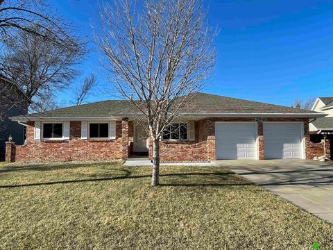 Photo of 2941 Orwell Street, Lincoln, NE 68516 (MLS # 22601363)