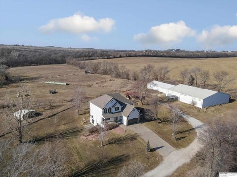 MLS: 22511642