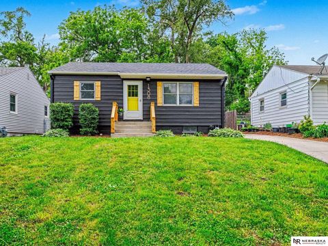 Photo of 1308 Main Street, Bellevue, NE 68005 (MLS # 22614097)