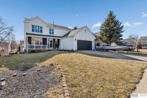 Photo of 16121 R Street, Omaha, NE 68135 (MLS # 22604022)