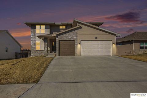 Photo of 2708 N 191st Avenue, Elkhorn, NE 68022 (MLS # 22607431)