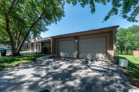 Photo of 5018 S 150th Plaza, Omaha, NE 68137 (MLS # 22532819)