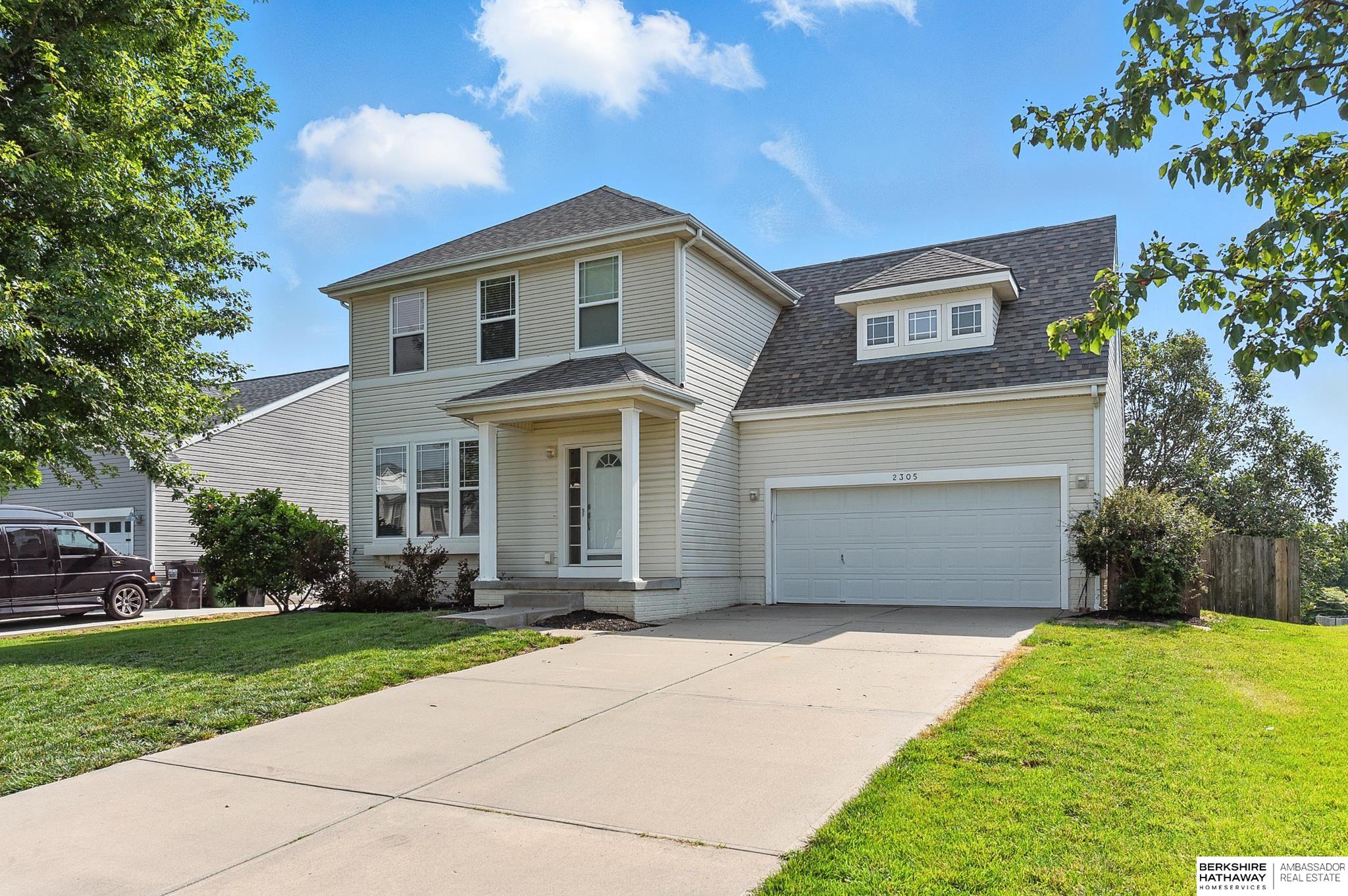 Papillion, Nebraska 68046, United States, 4 Bedrooms Bedrooms, ,3 BathroomsBathrooms,Residential,Active,166693