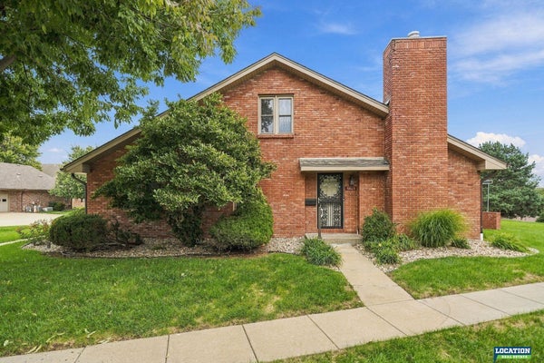 6625 SHENANDOAH CT, LINCOLN, NE 68510 - Image 5fe2afde67ff4a34a55ace4b5361affe/2545199237