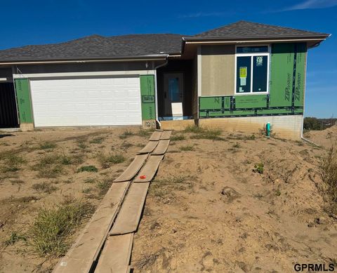 Photo of 10210 Sherman Street, Papillion, NE 68046 (MLS # 22533359)