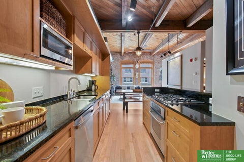 Photo of 105 S 9th Street #413, Omaha, NE 68102 (MLS # 22627155)