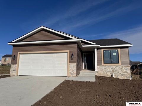 Photo of 4306 Woodside Village Drive, Lincoln, NE 68528 (MLS # 22601490)