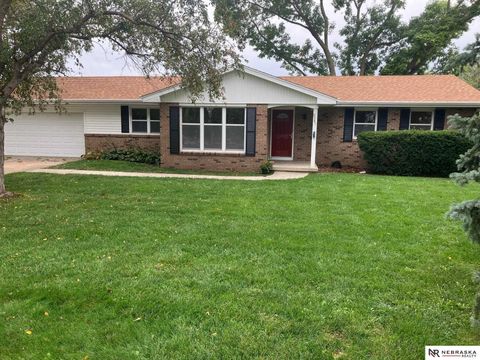 Photo of 9345 Blondo Street, Omaha, NE 68134 (MLS # 22527636) Photo of 9345 Blondo Street, Omaha, NE 68134 (MLS # 22527636)