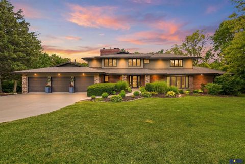 Photo of 5201 Cavvy Road, Lincoln, NE 68516 (MLS # 22621328)