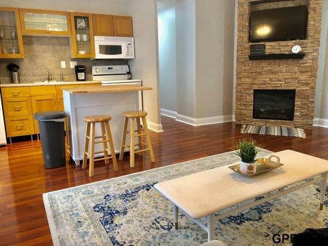 Photo of 3000 Farnam Street #2Q, Omaha, NE 68131 (MLS # 22532869)