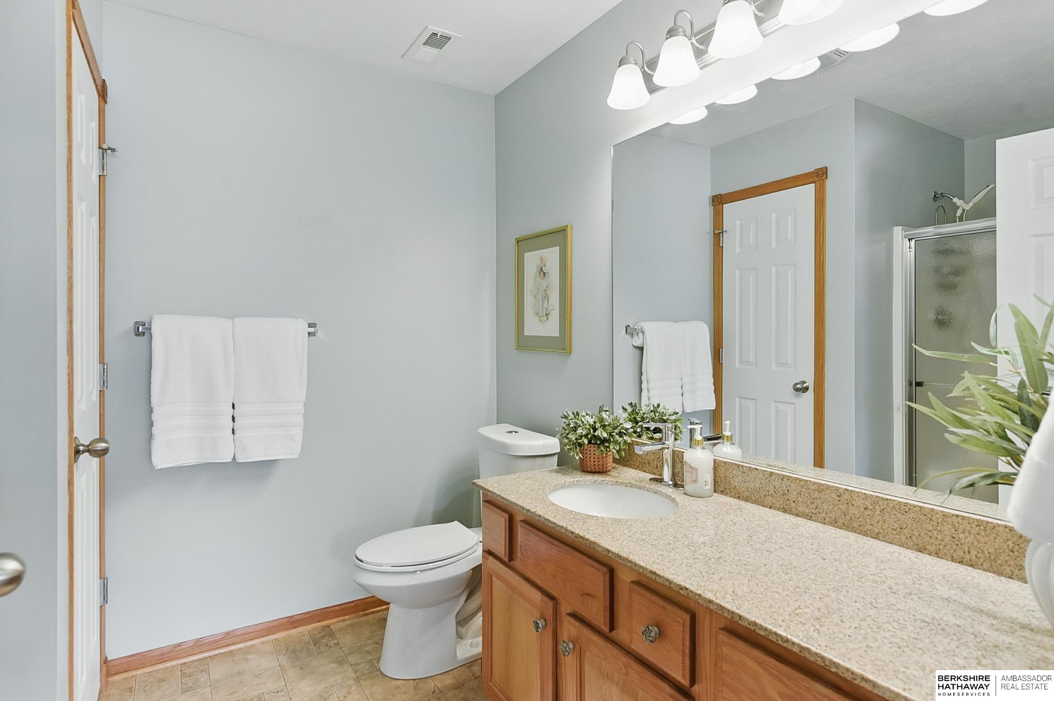 Bennington, Nebraska 68007, United States, 2 Bedrooms Bedrooms, ,2 BathroomsBathrooms,Residential,Active,146995