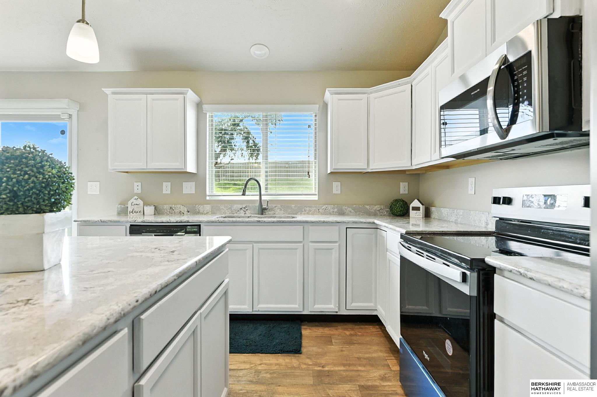 Bellevue, Nebraska 68123, United States, 3 Bedrooms Bedrooms, ,2 BathroomsBathrooms,Residential,Active,192743